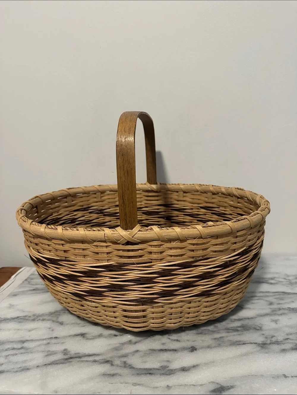 Nantucket style gathering basket signed Barb & Carol ‘95 wood bottom vintage